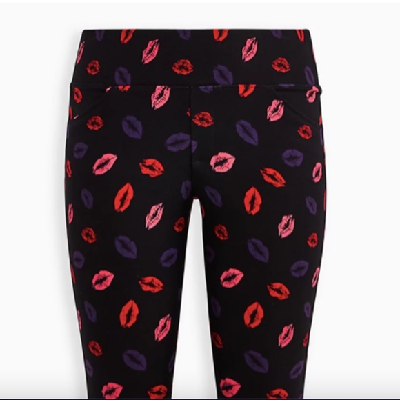 TORRID POCKET PIXIE SKINNY STUDIO LUXE PONTE HIGH-RISE PANT - NEW- Plus Size 0X - Picture 4 of 9